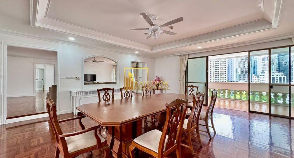 À louer 3 chambres appartement à Khlong Toei, Bangkok