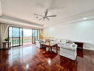 For rent 3 ベッドルーム apartment in Khlong Toei, Bangkok