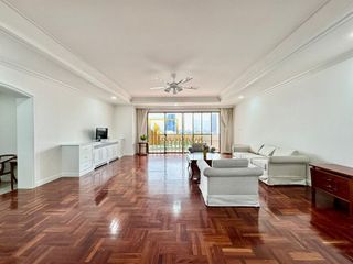 For rent 3 ベッドルーム apartment in Khlong Toei, Bangkok