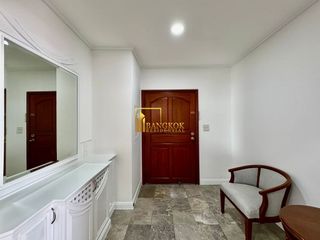 For rent 3 ベッドルーム apartment in Khlong Toei, Bangkok