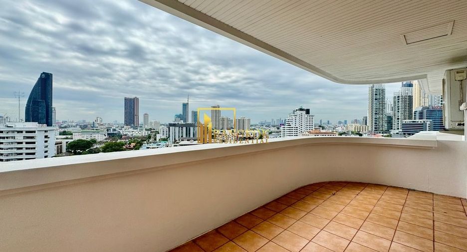 À louer 3 chambres appartement à Khlong Toei, Bangkok