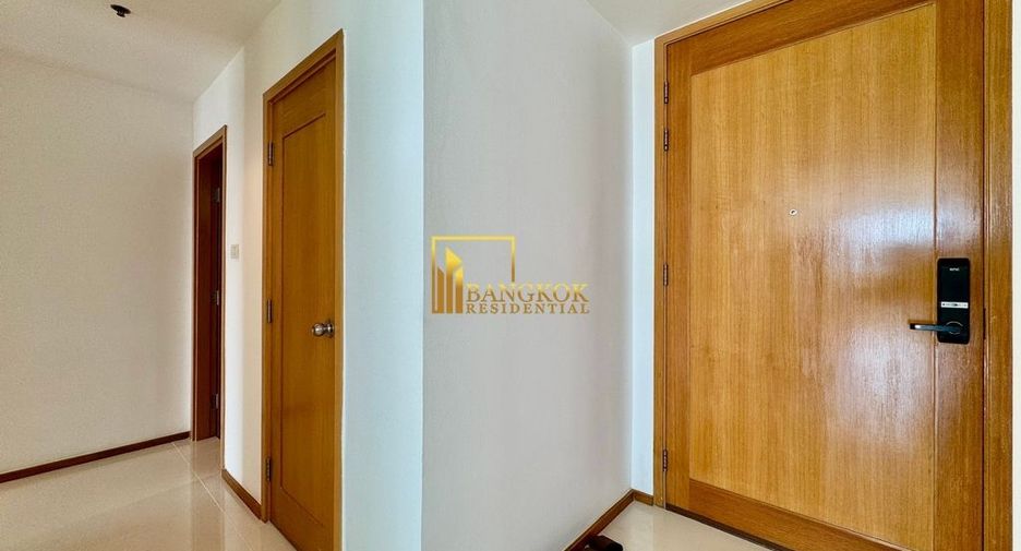 Wohnung zur Miete und zum Kauf mit 3 Zimmer in Sathon, Bangkok