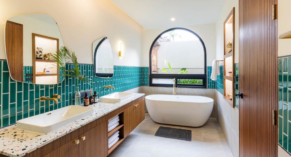 For sale 4 bedrooms condo in Kathu, Phuket