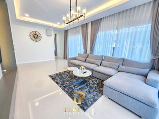 For sale 3 ベッドルーム villa in Bang Lamung, Chonburi