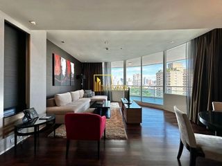 For rent 2 bedrooms serviced apartment in Watthana, Bangkok