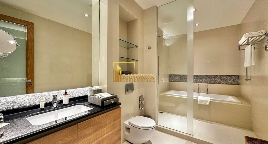 For rent 2 bedrooms serviced apartment in Watthana, Bangkok