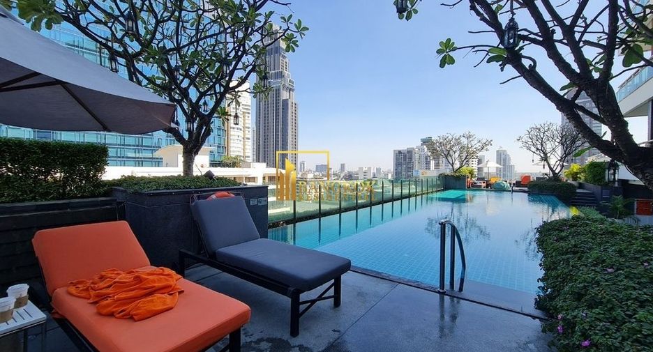 For rent 2 bedrooms serviced apartment in Watthana, Bangkok