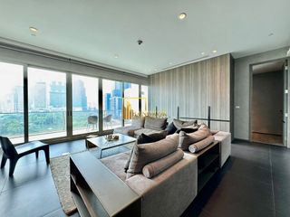 À louer 2 chambres condo à Pathum Wan, Bangkok