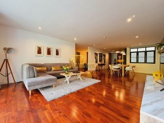Condo en alquiler de 3 habitaciones en Pathum Wan, Bangkok