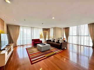 For rent 3 ベッドルーム serviced apartment in Pathum Wan, Bangkok