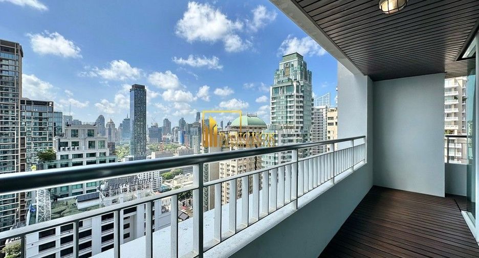 For rent 3 ベッドルーム serviced apartment in Pathum Wan, Bangkok