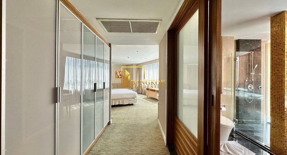For rent 3 ベッドルーム serviced apartment in Pathum Wan, Bangkok