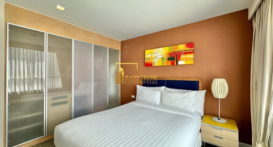 For rent 3 ベッドルーム serviced apartment in Pathum Wan, Bangkok