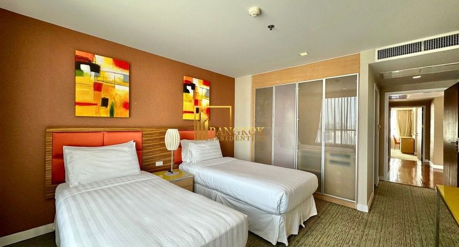 For rent 3 ベッドルーム serviced apartment in Pathum Wan, Bangkok
