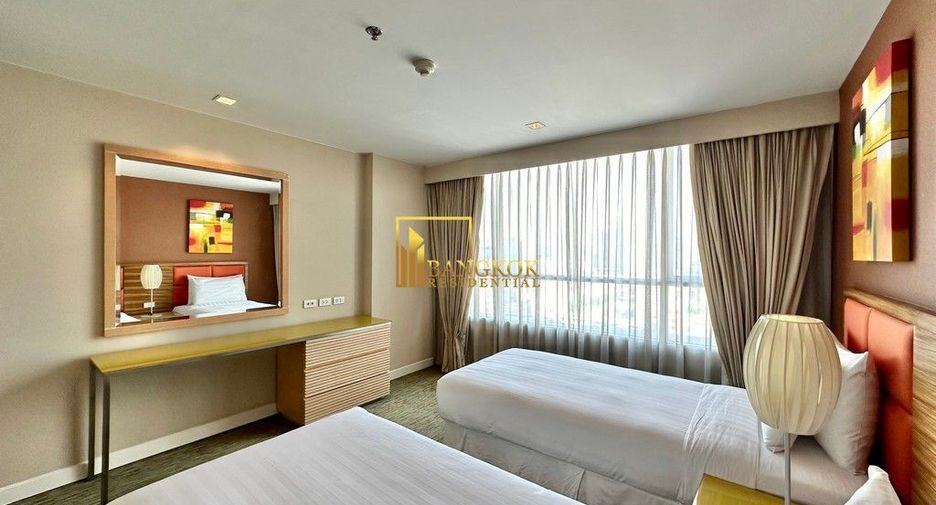 For rent 3 ベッドルーム serviced apartment in Pathum Wan, Bangkok