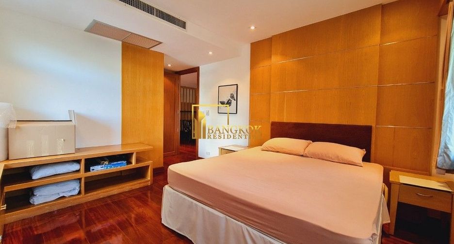 For rent 3 bedrooms condo in Watthana, Bangkok