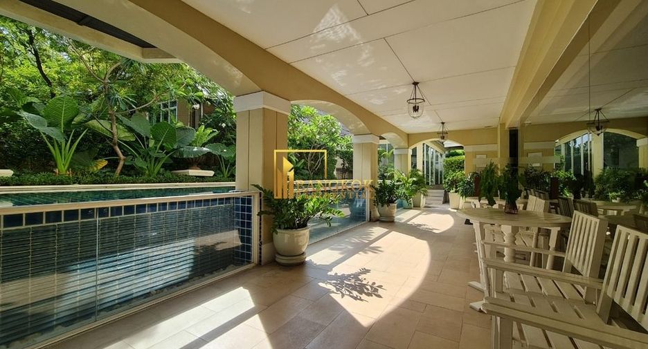 For rent 3 bedrooms condo in Watthana, Bangkok