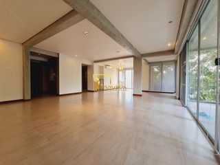 出租 4 卧室 公寓式住宅 在 Khlong Toei, 曼谷