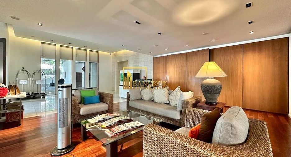 À louer 4 chambres condo à Watthana, Bangkok