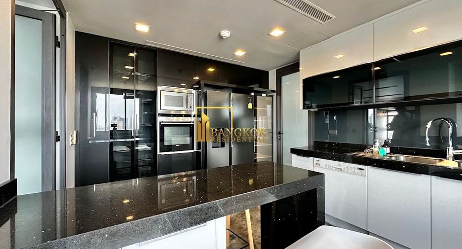 À louer 3 chambres condo à Watthana, Bangkok