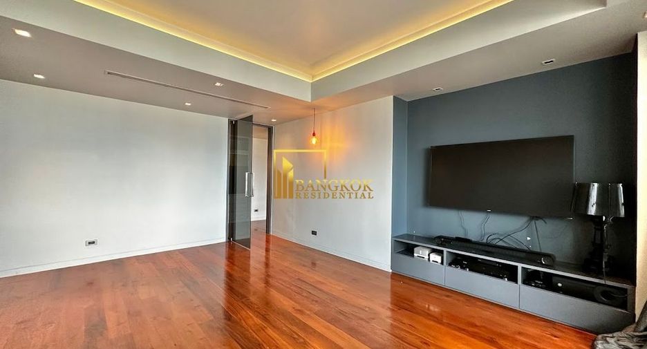 À louer 3 chambres condo à Watthana, Bangkok