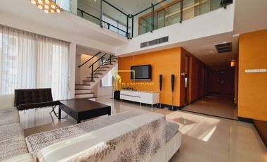 For rent 3 bedrooms condo in Pathum Wan, Bangkok
