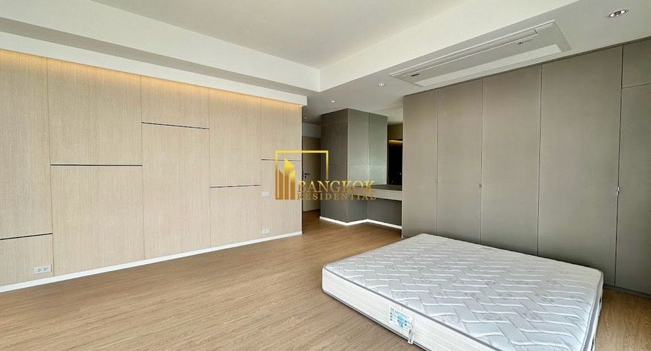 À louer 4 chambres condo à Watthana, Bangkok
