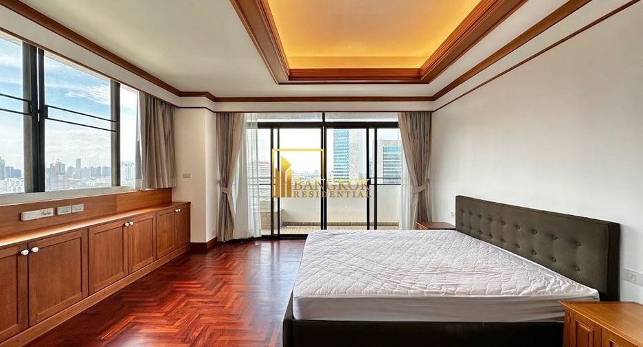 À louer 3 chambres condo à Khlong Toei, Bangkok