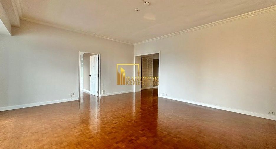 For rent 3 ベッドルーム apartment in Sathon, Bangkok
