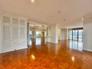 For rent 3 ベッドルーム apartment in Sathon, Bangkok