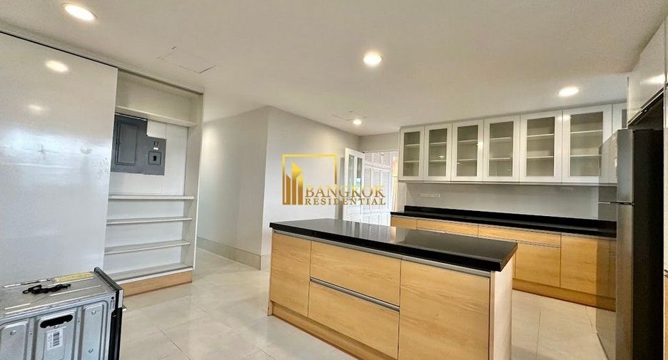 For rent 3 ベッドルーム apartment in Sathon, Bangkok