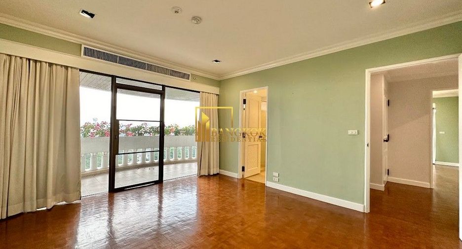 For rent 3 ベッドルーム apartment in Sathon, Bangkok