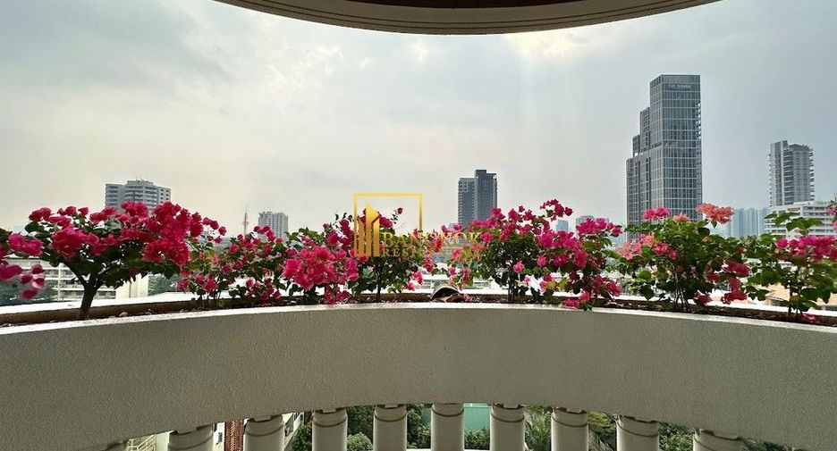 For rent 3 ベッドルーム apartment in Sathon, Bangkok