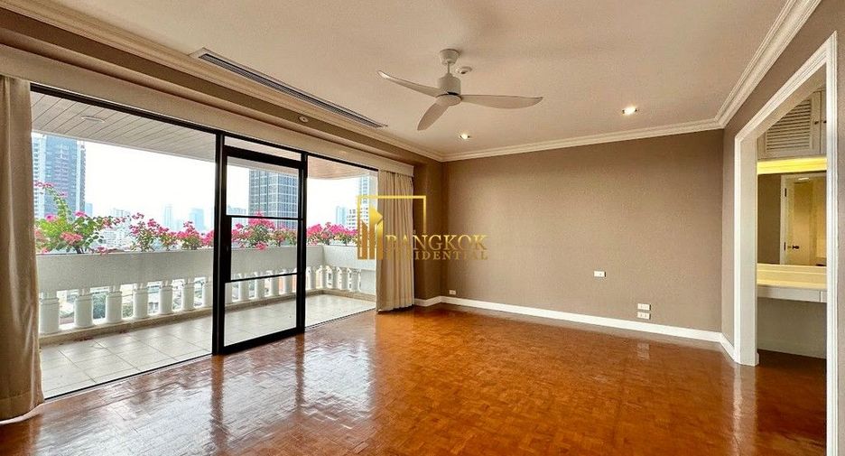 For rent 3 ベッドルーム apartment in Sathon, Bangkok