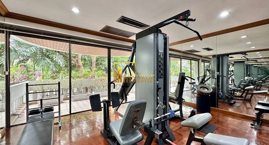 For rent 3 ベッドルーム apartment in Sathon, Bangkok