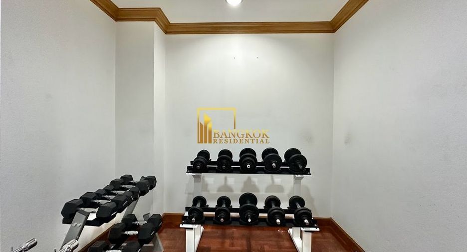 For rent 3 ベッドルーム apartment in Sathon, Bangkok