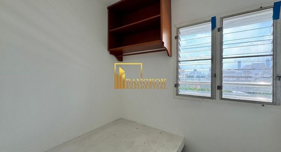 Apartment zur Miete mit 3 Zimmer in Watthana, Bangkok