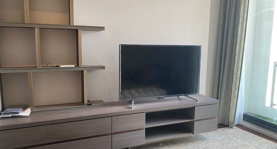 For rent and for sale 2 bedrooms condo in Khlong Toei, Bangkok