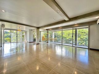 Apartamento en alquiler de 4 habitaciones en Khlong Toei, Bangkok