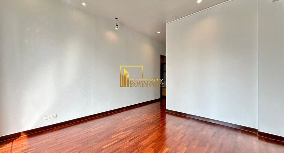 Apartamento en alquiler de 4 habitaciones en Khlong Toei, Bangkok