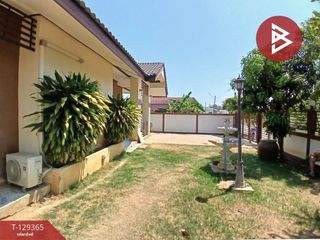 For sale 3 bedrooms house in Mueang Nakhon Ratchasima, Nakhon Ratchasima