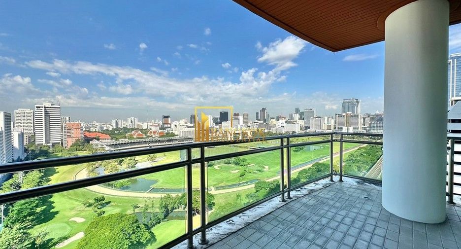 For rent 3 bedrooms apartment in Pathum Wan, Bangkok