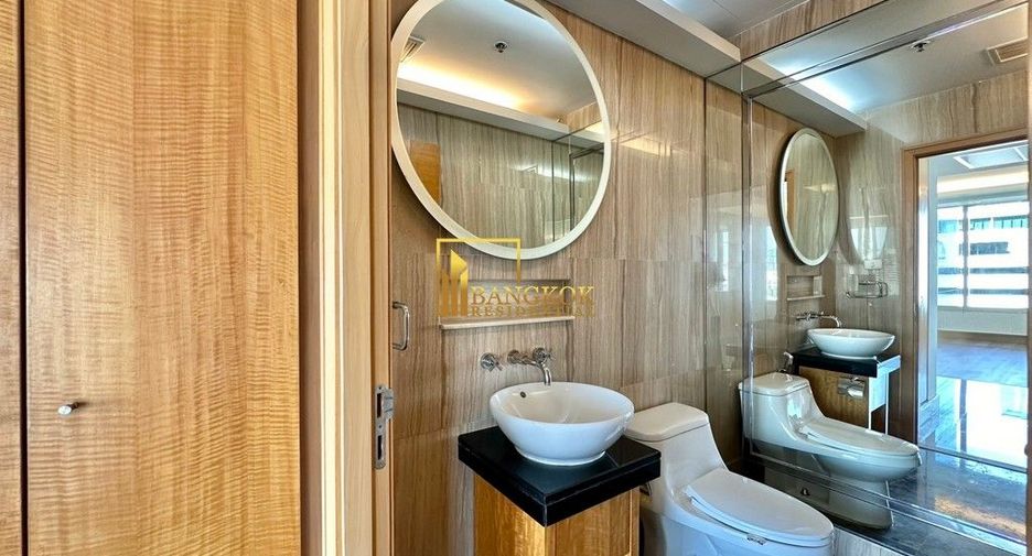 For rent 3 bedrooms apartment in Pathum Wan, Bangkok