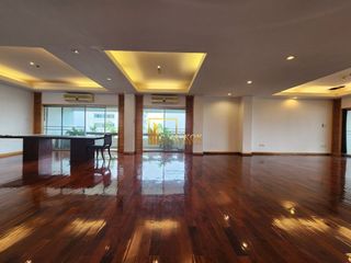 Apartamento en alquiler de 4 habitaciones en Sathon, Bangkok