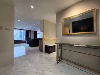 Condo en alquiler de 3 habitaciones en Pathum Wan, Bangkok