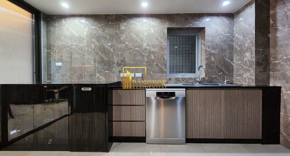 Condo en alquiler de 3 habitaciones en Pathum Wan, Bangkok