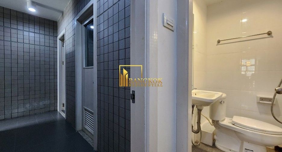 Condo en alquiler de 3 habitaciones en Pathum Wan, Bangkok