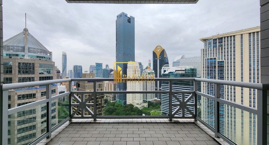 Condo en alquiler de 3 habitaciones en Pathum Wan, Bangkok