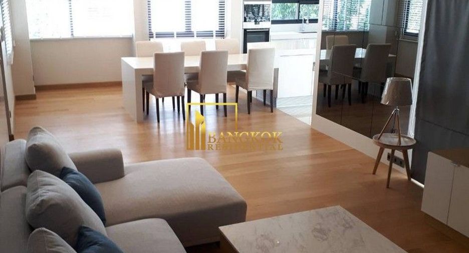 Casa en alquiler de 4 habitaciones en Huai Khwang, Bangkok