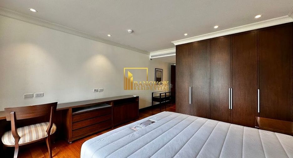 Wohnung zur Miete mit 3 Zimmer in Pathum Wan, Bangkok